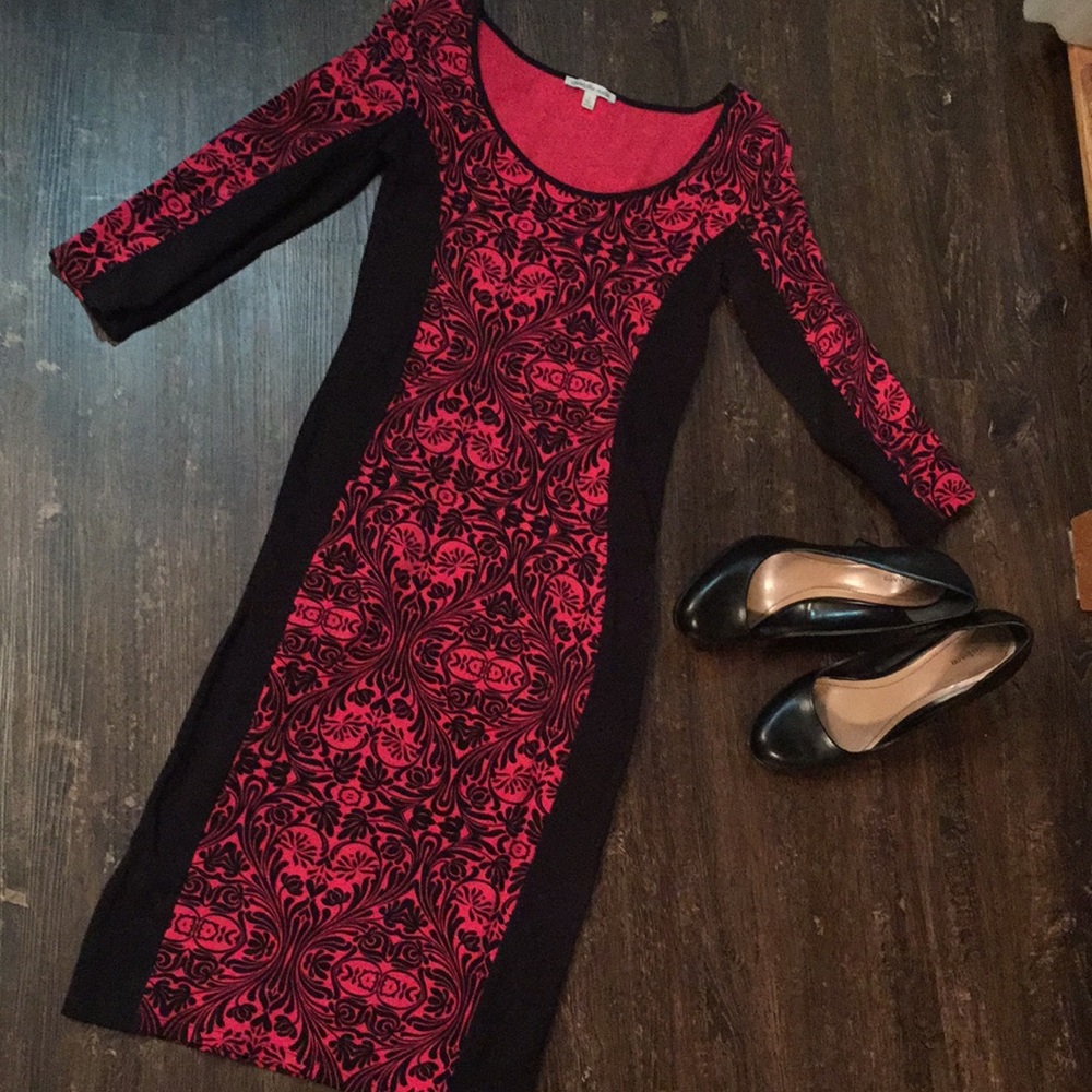 🥰🤩Ultra sexy, formfitting multi-seasonal dress